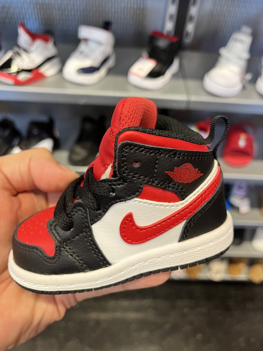 DTLR | 1008 Raleigh Blvd, Raleigh, NC 27610, USA | Phone: (984) 205-9958