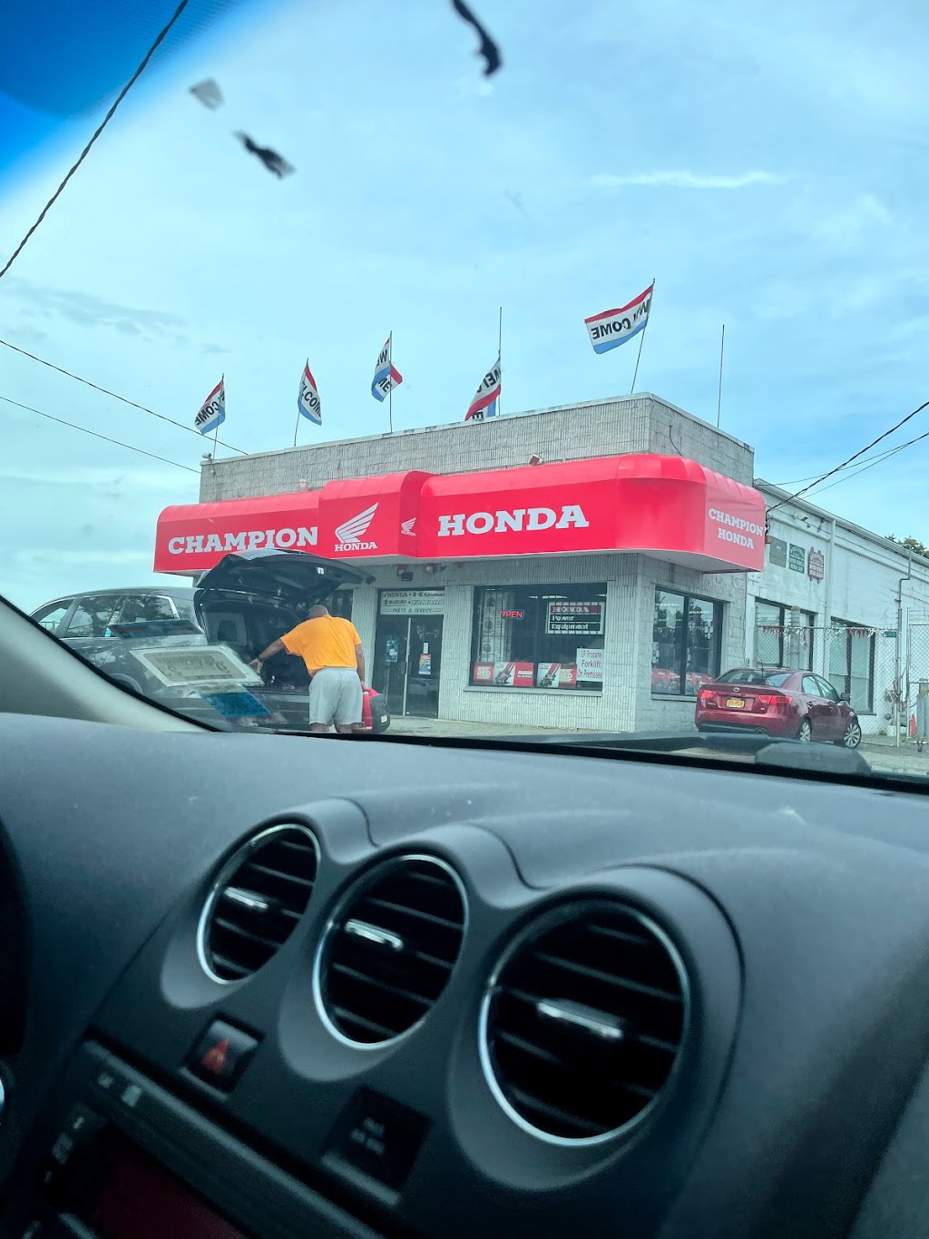 Champion Honda | 544 W Old Country Rd, Hicksville, NY 11801, USA | Phone: (516) 433-6700