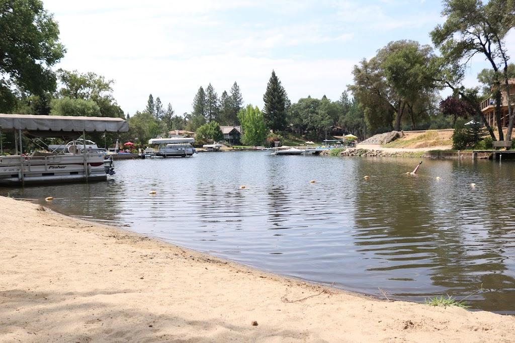 Shady Cove Park (Park 2) | 12265 Lakeshore N, Auburn, CA 95602, USA | Phone: (530) 537-3595