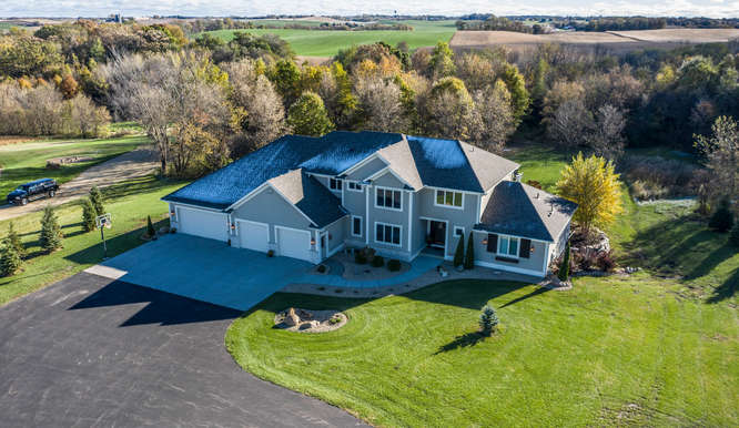 Fieldstone Real Estate Specialists - The Nivala Team | 1420 Lower Heritage Way, Farmington, MN 55024, USA | Phone: (651) 236-7472