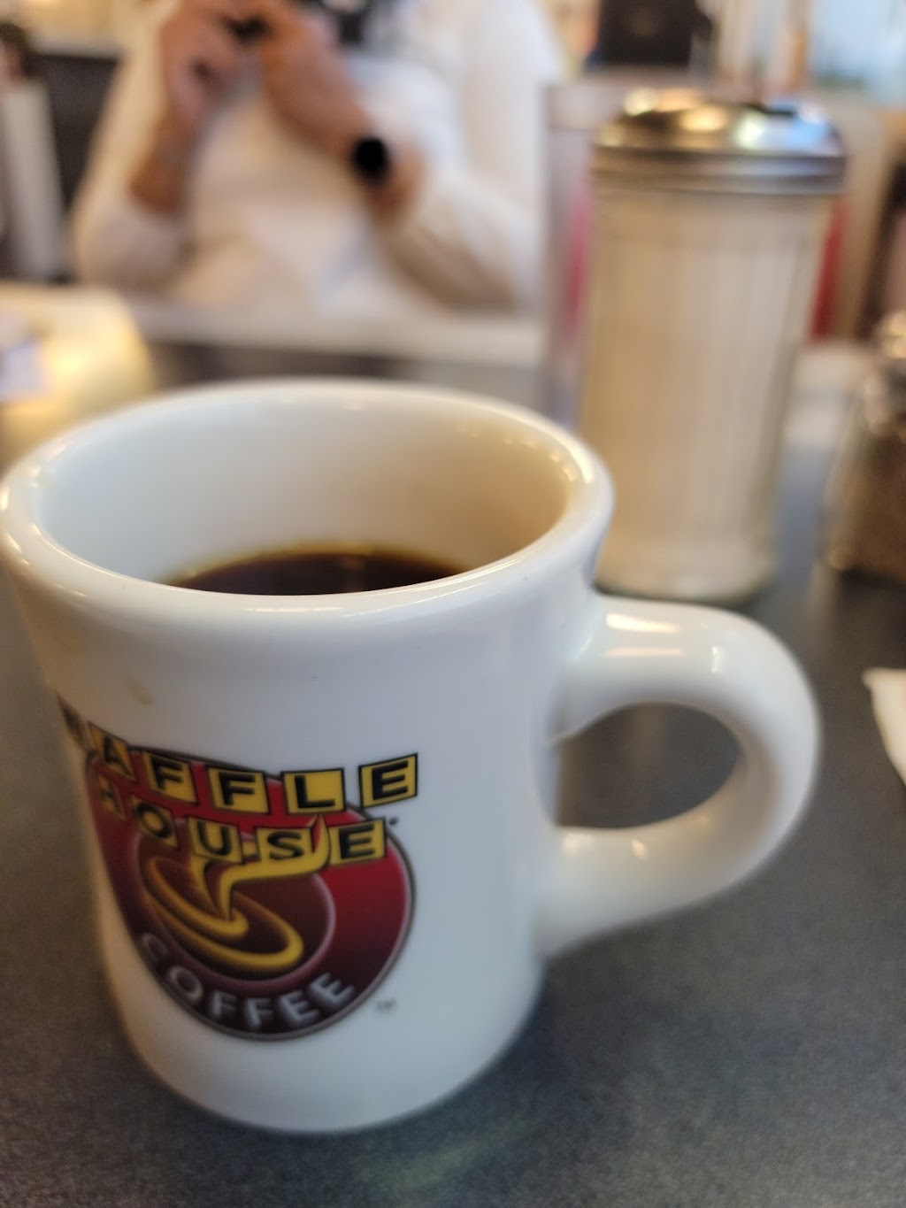 Waffle House | 1020 US-287, Waxahachie, TX 75165, USA | Phone: (972) 923-1045