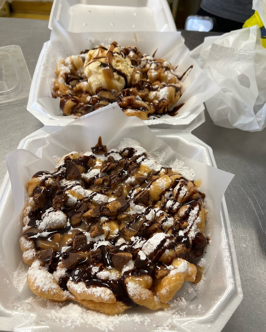 Funnel Cake Paradise | 4353 Gannon Ln, Dallas, TX 75237, USA | Phone: (972) 296-2851