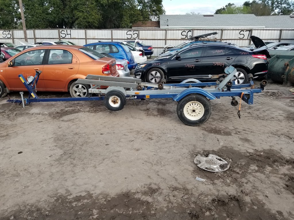 Plant City Auto Salvage II | 4102 James L Redman Pkwy, Plant City, FL 33567 | Phone: (813) 704-6900