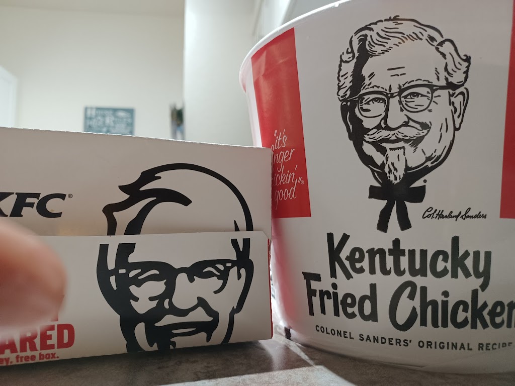 KFC | 3509 E Busch Blvd, Tampa, FL 33612, USA | Phone: (813) 988-3370