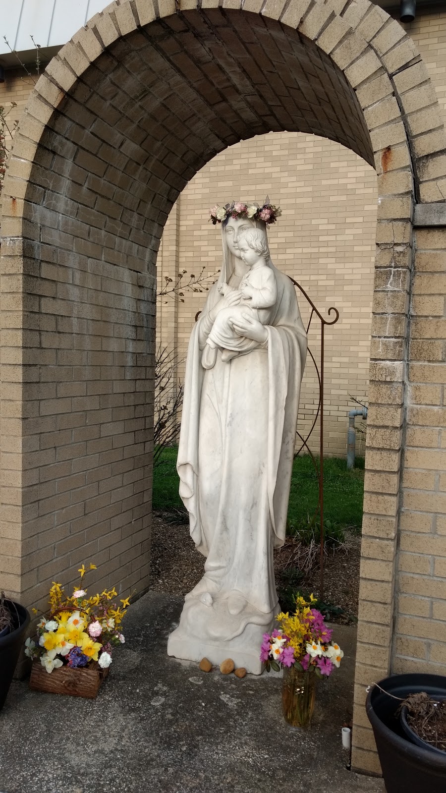 St Joan of Arc Streetsboro | 8894 OH-14, Streetsboro, OH 44241, USA | Phone: (330) 626-3424