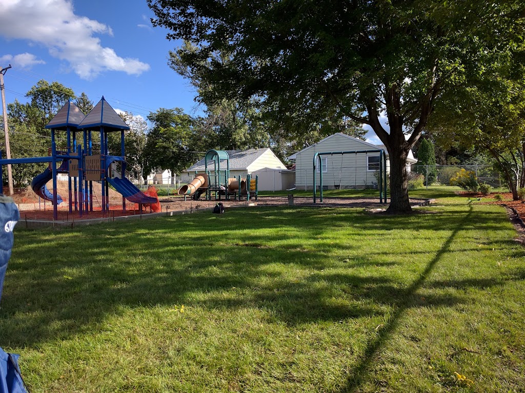 Spruce Park | 1311 7th Ave S, South St Paul, MN 55075, USA | Phone: (651) 306-3690