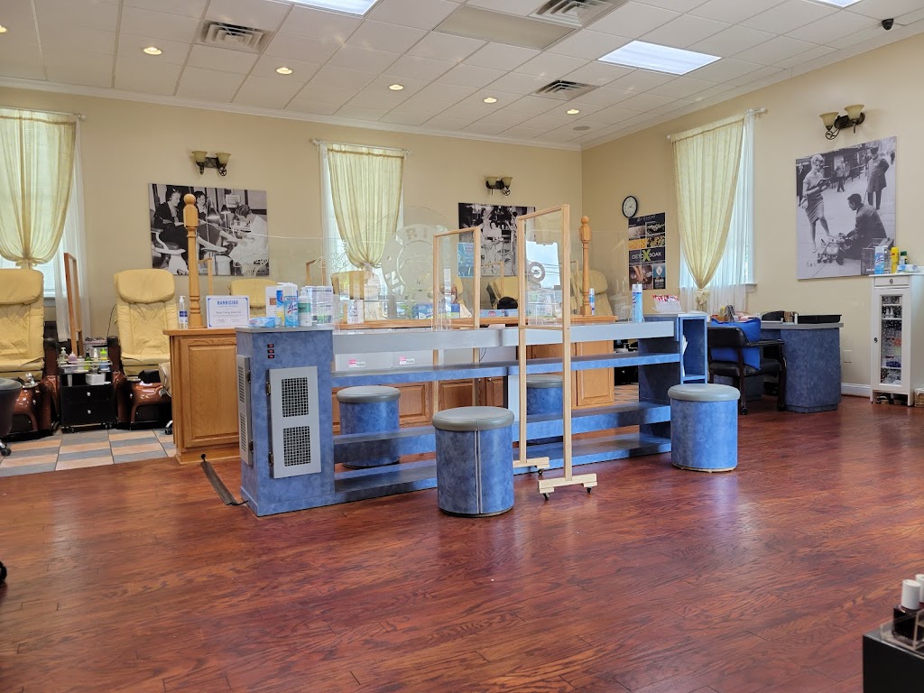 Iris Nail & Spa | 29 E Hancock St, Lansdale, PA 19446, USA | Phone: (215) 855-8117