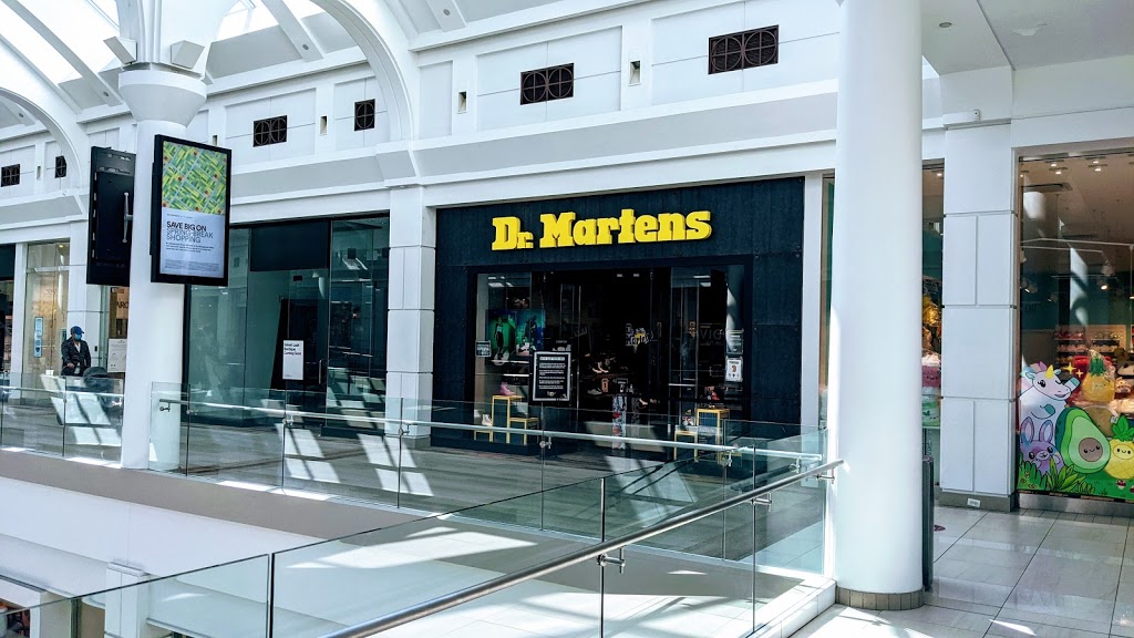 The Dr. Martens Store | 55 Parsonage Rd Space 2512, Edison, NJ 08837, USA | Phone: (732) 529-9004