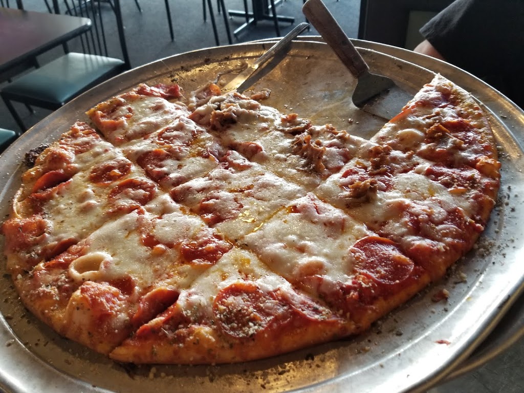 Three Guys Pizza Pies | 9045 US-64, Arlington, TN 38002, USA | Phone: (901) 590-2343