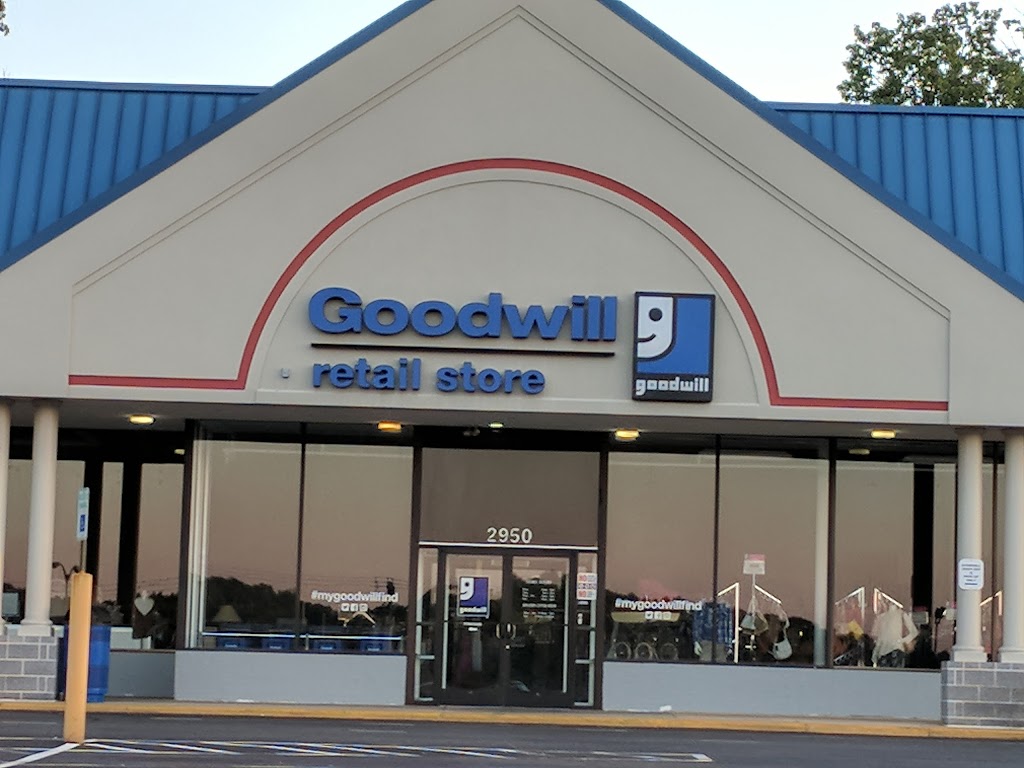 Goodwill of Greater Washington Retail Store | 2950 Dale Blvd, Dale City, VA 22193, USA | Phone: (703) 986-3976
