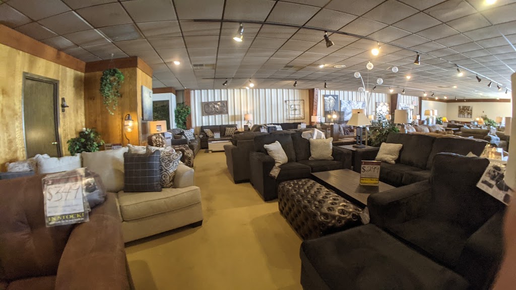 Cash & Carry Furniture Warehouse | 3800 W Washington St, West Bend, WI 53095, USA | Phone: (262) 338-1097