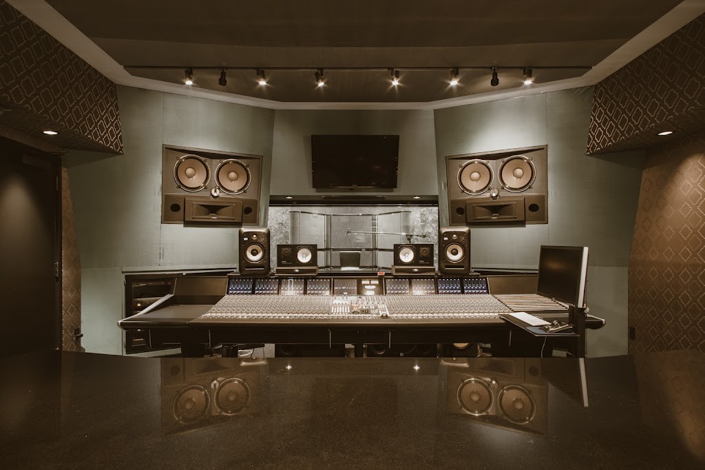 Larrabee Studios | 4162 Lankershim Blvd, North Hollywood, CA 91602, USA | Phone: (818) 753-0717