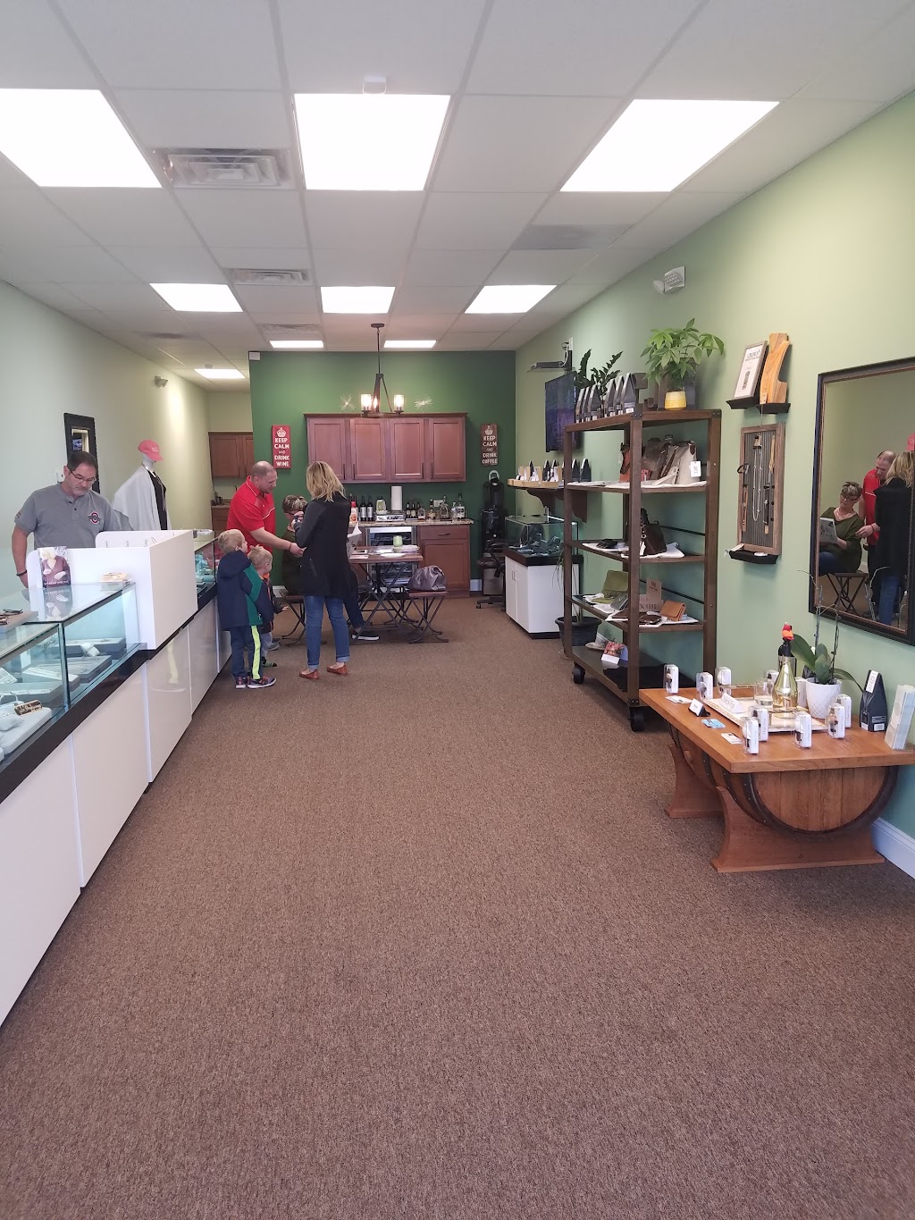 Crown Jewelry and Boutique | 9570 Mentor Ave C, Mentor, OH 44060, USA | Phone: (440) 352-1300