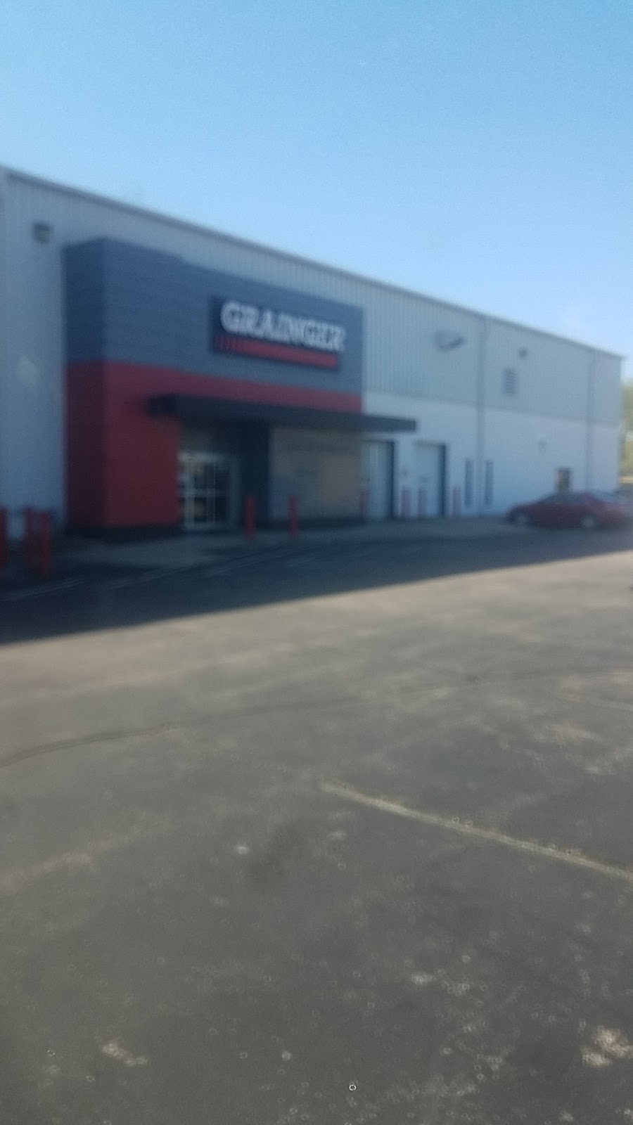 Grainger Industrial Supply | 939 W 8th St, Cincinnati, OH 45203, USA | Phone: (800) 472-4643