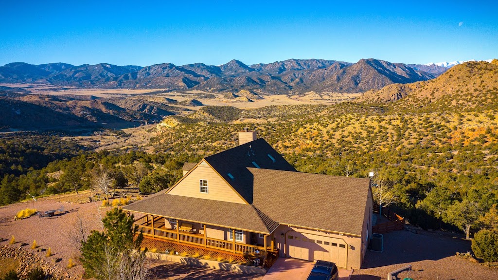 Royal Gorge Vacation Rentals | 45045 W U.S. 50, Cañon City, CO 81212, USA | Phone: (719) 275-7238