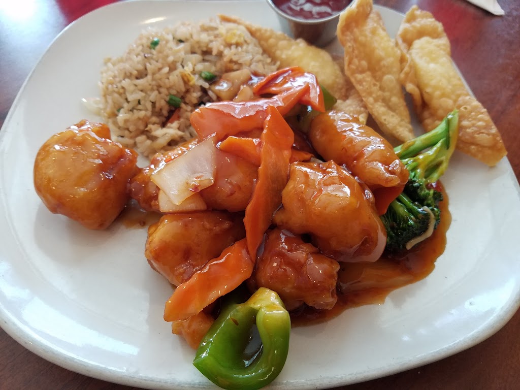 Laiwah Chinese restaurant | 14050 Pilot Knob Rd #160, Apple Valley, MN 55124 | Phone: (952) 322-1688