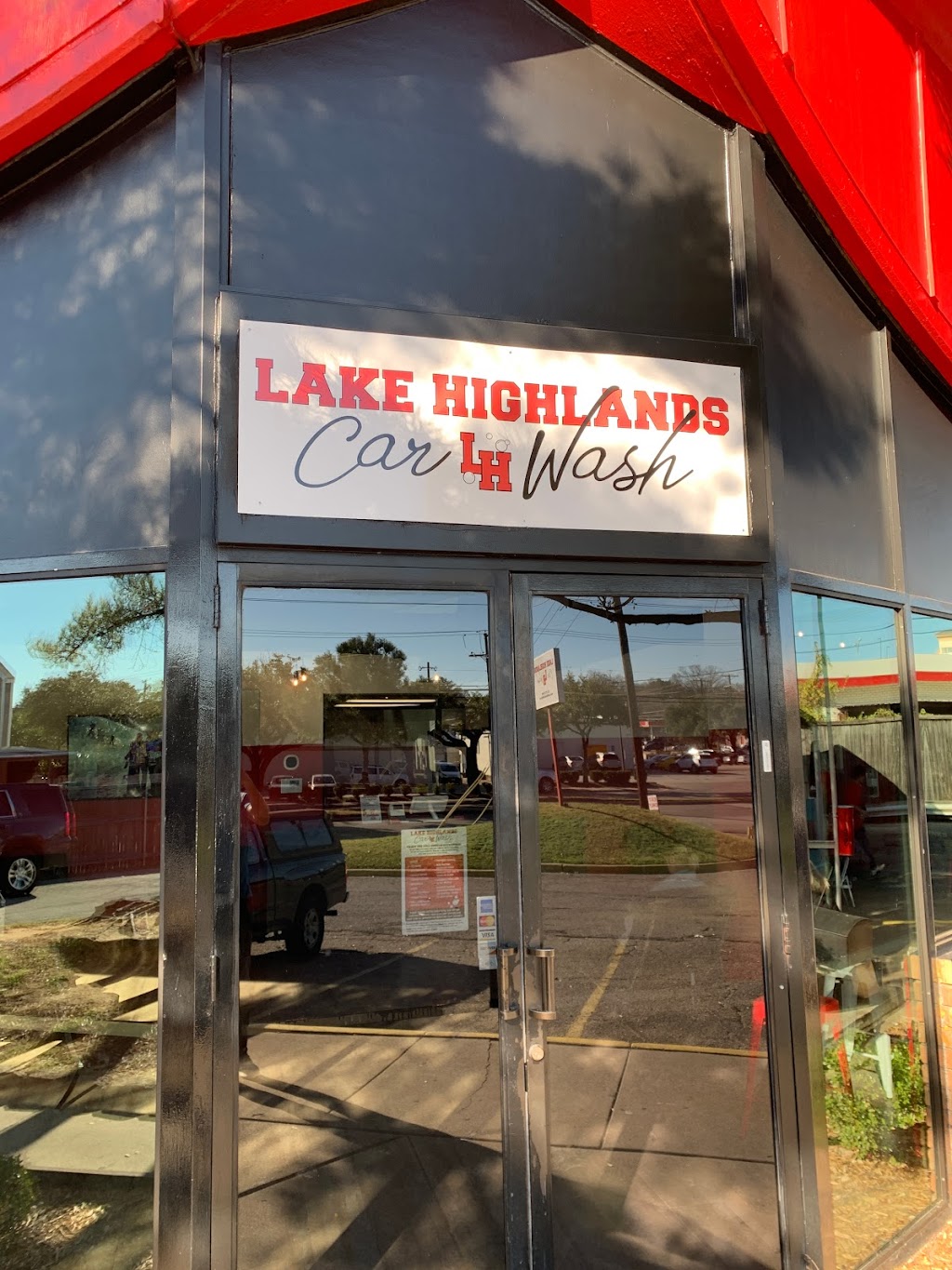 Lake Highlands Car Wash | 9715 Walnut Hl Ln, Dallas, TX 75238, USA | Phone: (972) 707-0949