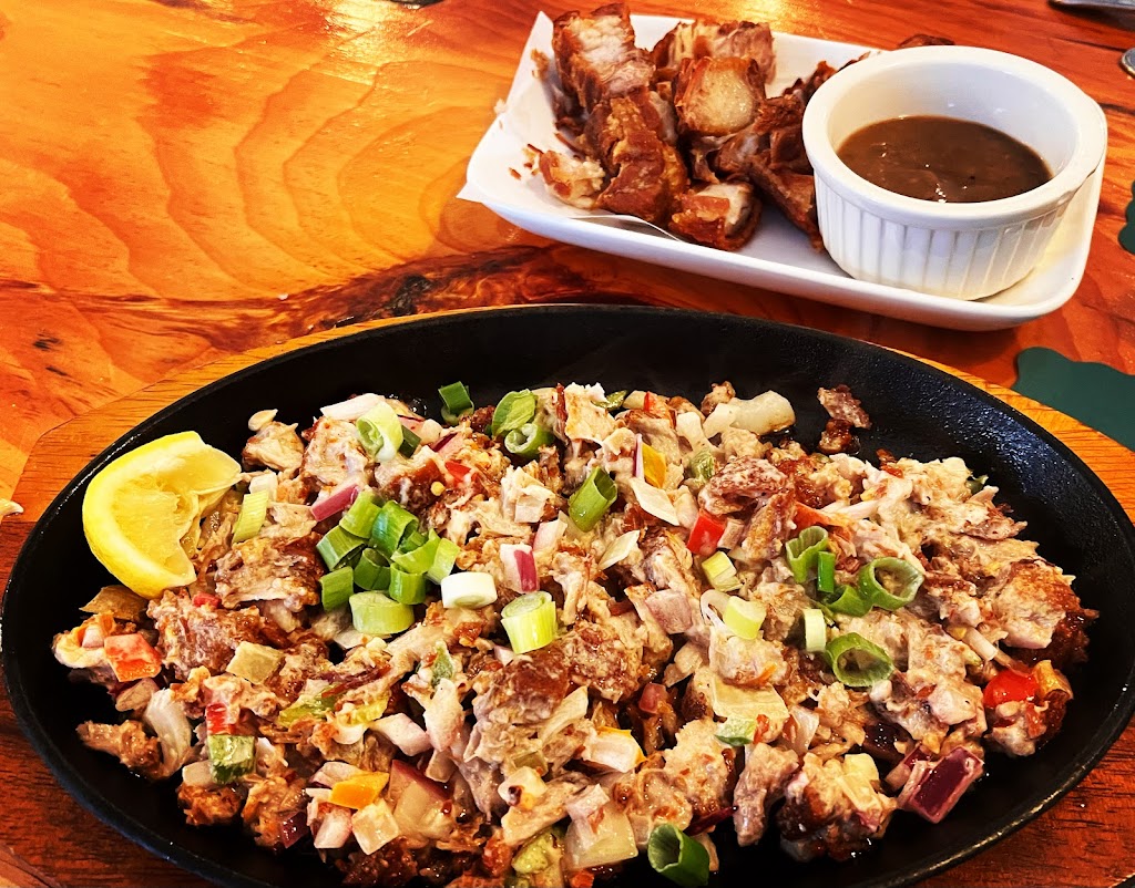 Hapag Bistro | 58 Vineyard Ave, Highland, NY 12528, USA | Phone: (845) 834-2379
