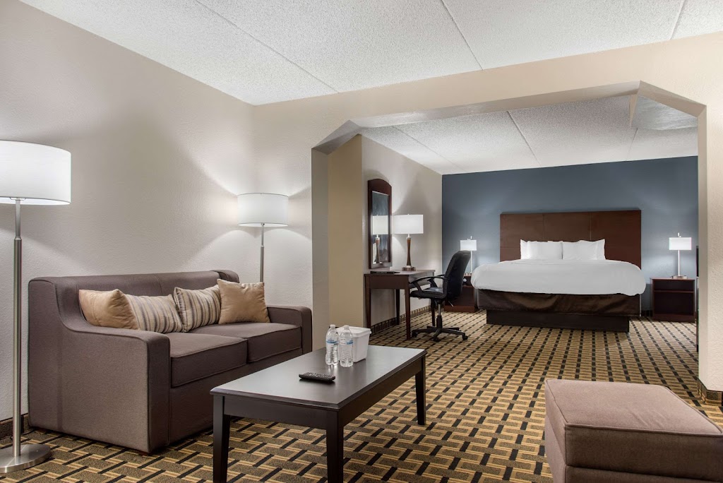 Quality Inn & Suites | 1200 1st St NE East, New Prague, MN 56071, USA | Phone: (952) 758-7300