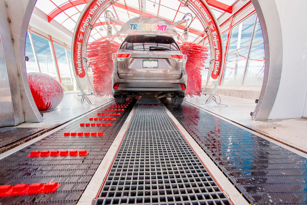 Meadows Express Car Wash & Detailing | 1580 Carnaby Ln, Castle Rock, CO 80109, USA | Phone: (720) 669-9686