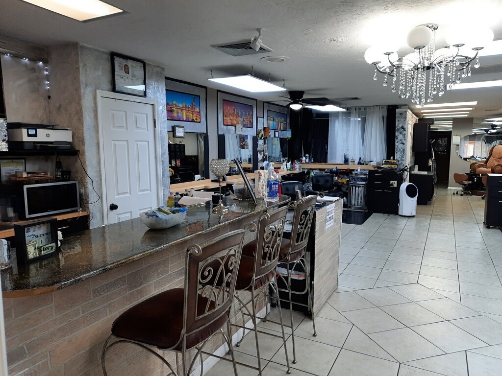 Razor Sharp Hair & Barber | 4630 Glissade Dr, New Port Richey, FL 34652, USA | Phone: (727) 203-3307