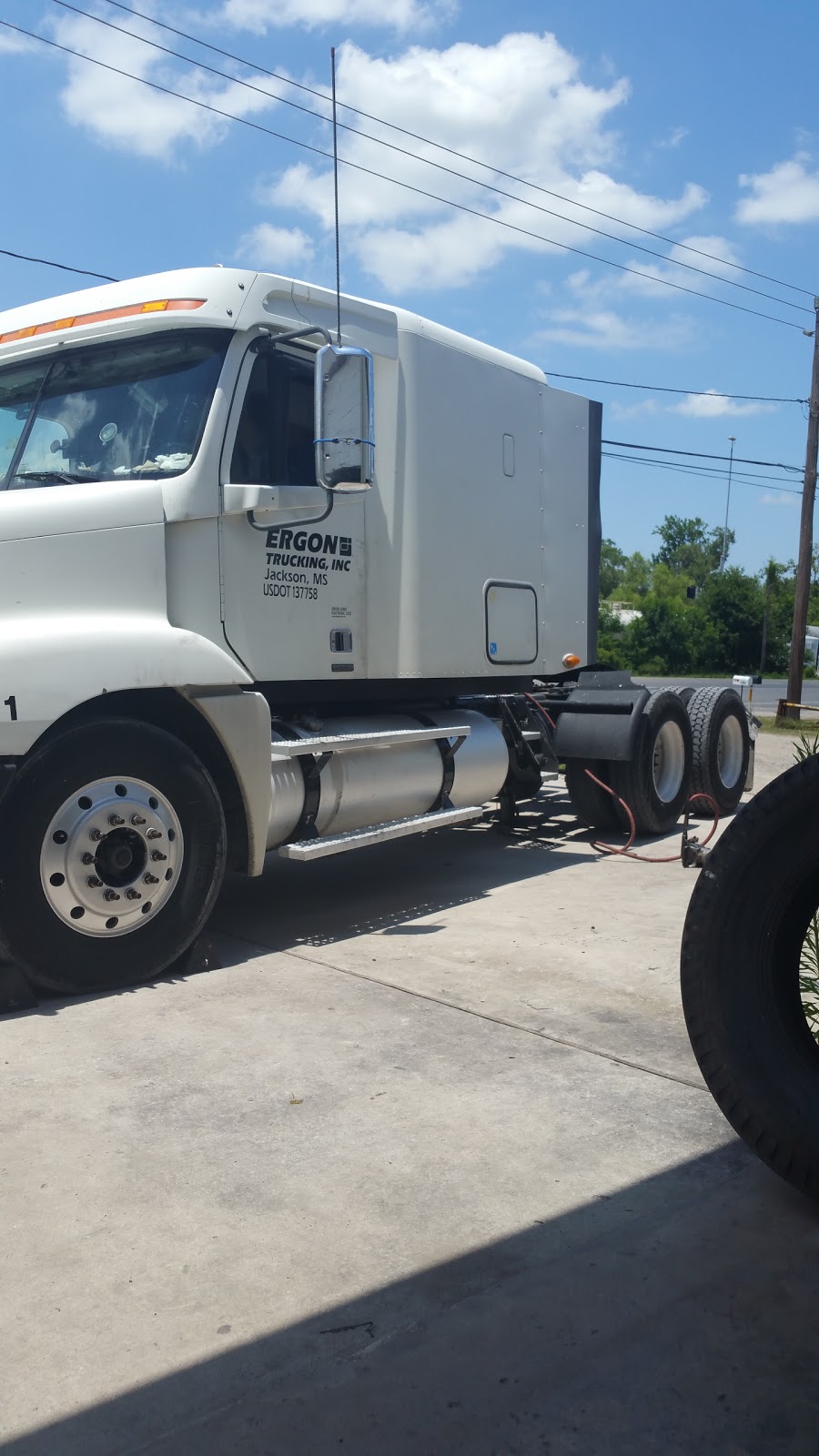 AT Truck Tire Repair | 12904 Beaumont Hwy, Houston, TX 77049, USA | Phone: (713) 505-2347