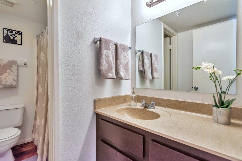 Glen Brae Apartment Homes | 4949 W Northern Ave, Glendale, AZ 85301, USA | Phone: (623) 934-3631