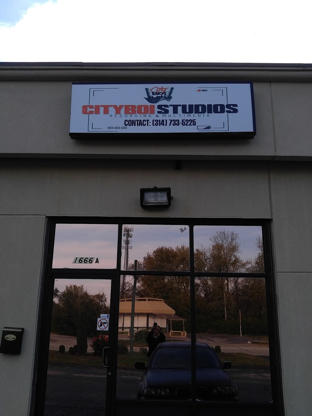 CityBoiStudios | 1666 A Pattern Dr, St. Louis, MO 63138, USA | Phone: (314) 305-4651