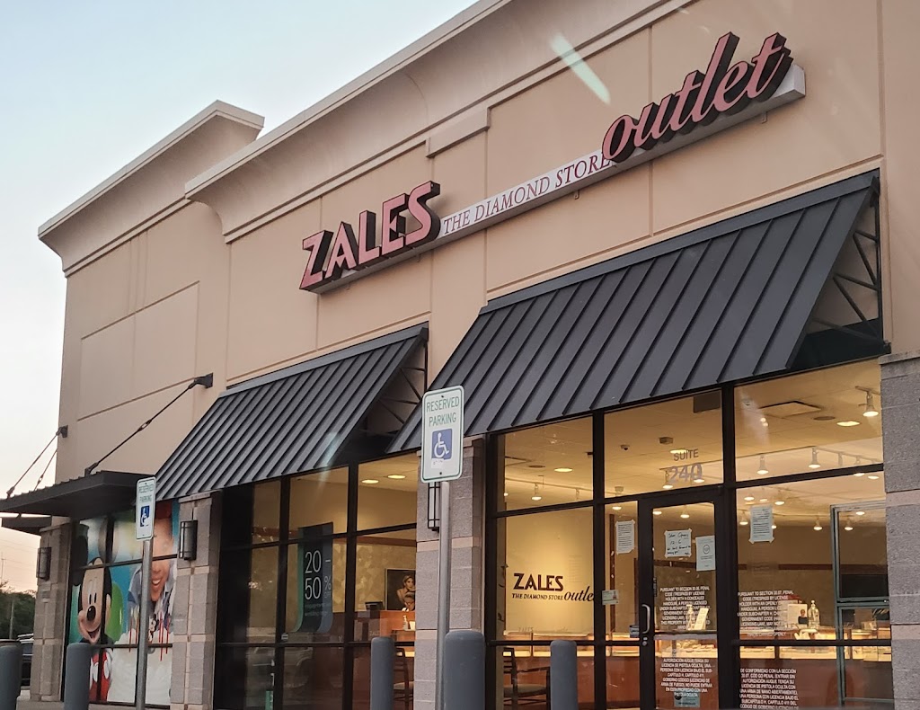 Zales Outlet | 715 N Hwy 67 #240, Cedar Hill, TX 75104, USA | Phone: (972) 293-2324