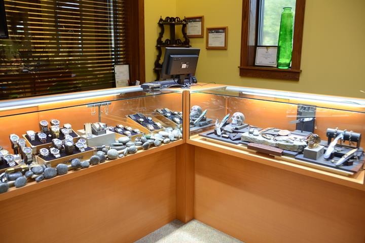 Scott & Sons Fine Jewelry | 9900 Amelia Island Pkwy Suite 200, Fernandina Beach, FL 32034, USA | Phone: (904) 491-1550