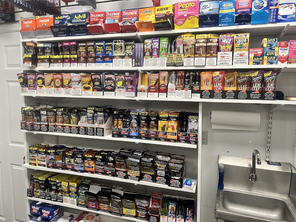 Full Moon Grocery | 3000 Arunah Ave, Baltimore, MD 21216, USA | Phone: (443) 819-9133