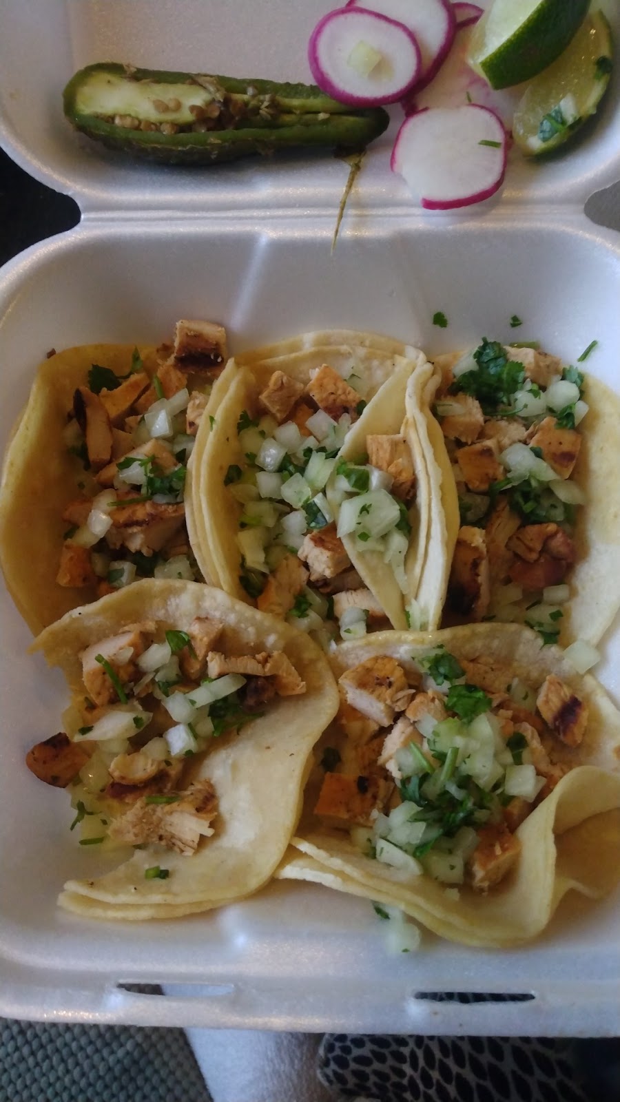 El Bucanas Taqueria | 900 Meridian Ave E #25, Milton, WA 98354, USA | Phone: (253) 517-7822