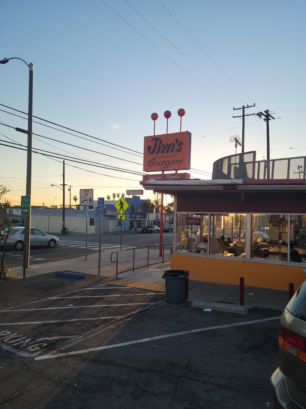 Jims Burgers | 3959 Whittier Blvd, Los Angeles, CA 90023, USA | Phone: (323) 269-4001