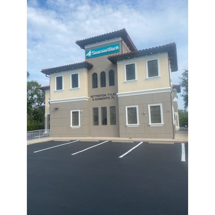 Seacoast Bank | 735 E Venice Ave, Venice, FL 34285, USA | Phone: (941) 484-9191