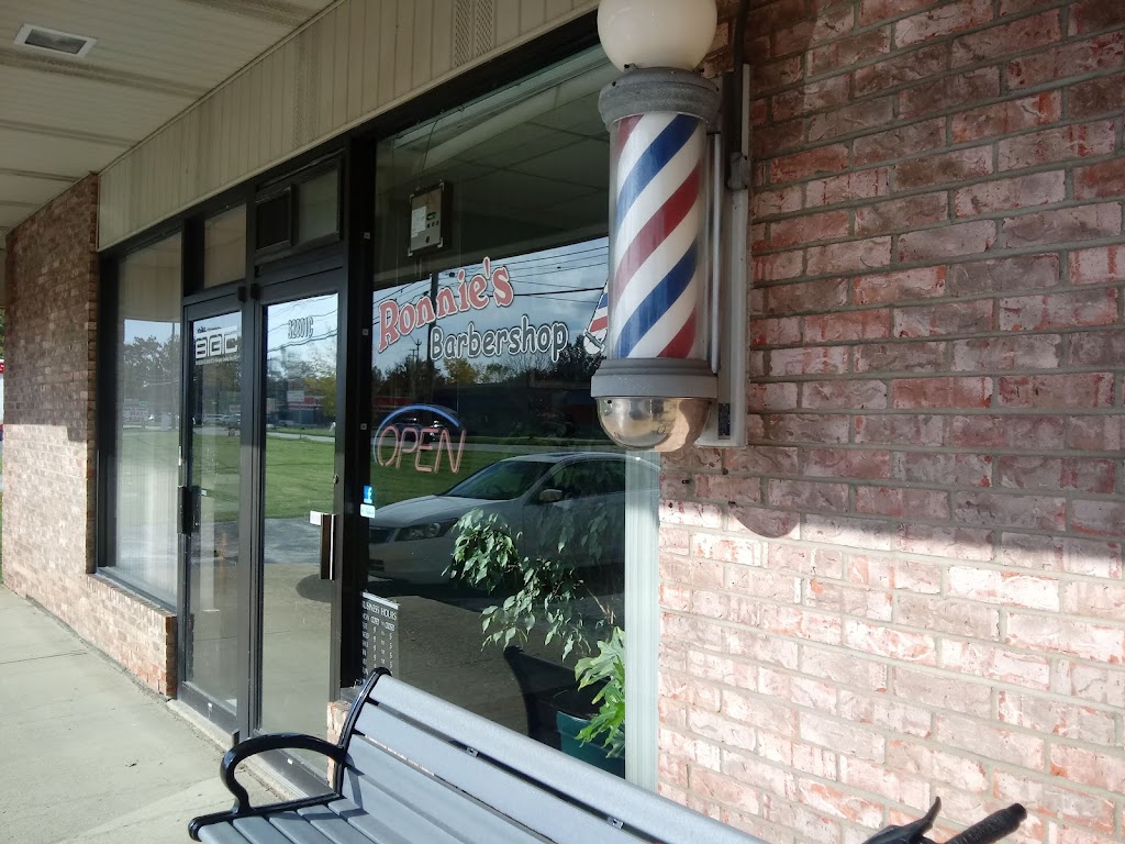 Ronnies Barber Shop | 32801 Vine St, Willowick, OH 44095, USA | Phone: (440) 840-5615