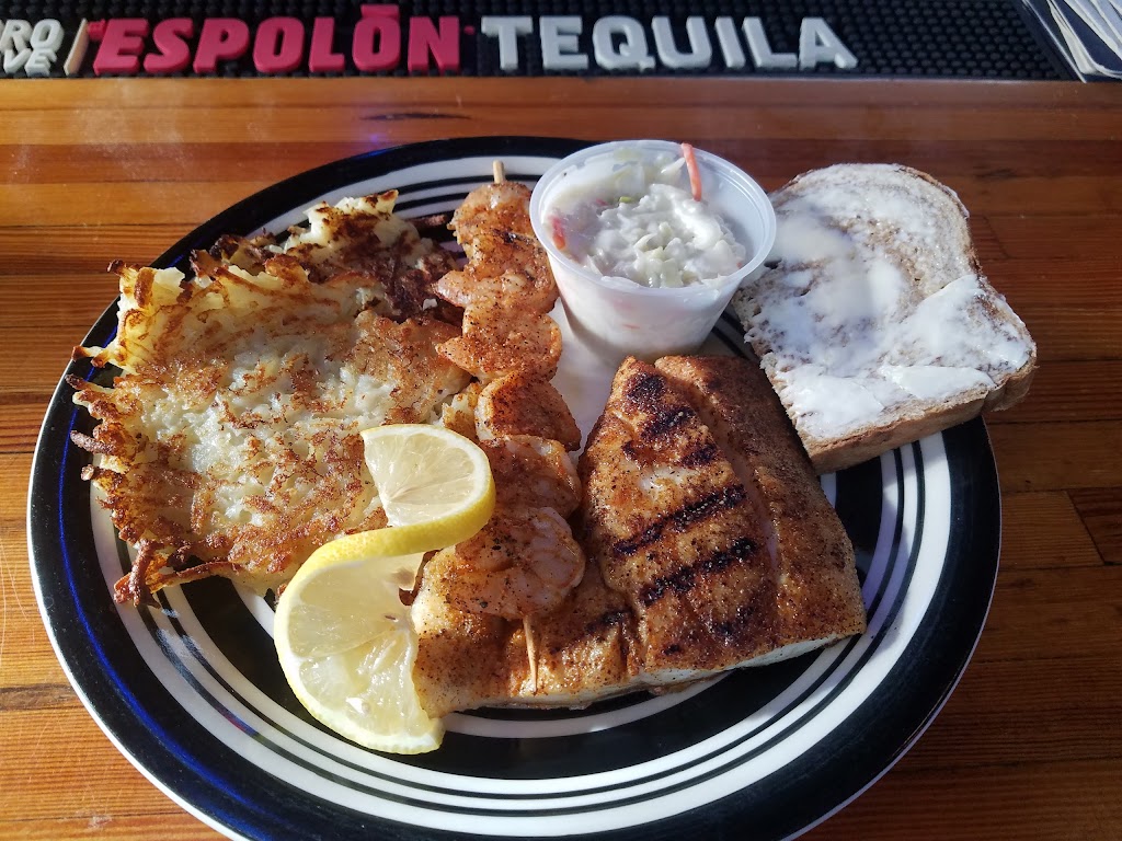 Hollywoods Roadhouse Bar & Grill | W332 N6629 County Trunk Hwy C, Nashotah, WI 53058, USA | Phone: (262) 727-7127