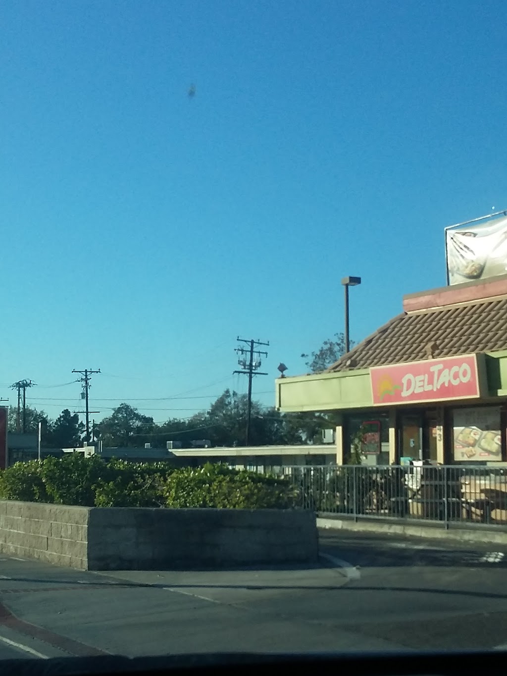 Del Taco | 2043 W Chapman Ave, Orange, CA 92868 | Phone: (714) 978-6524