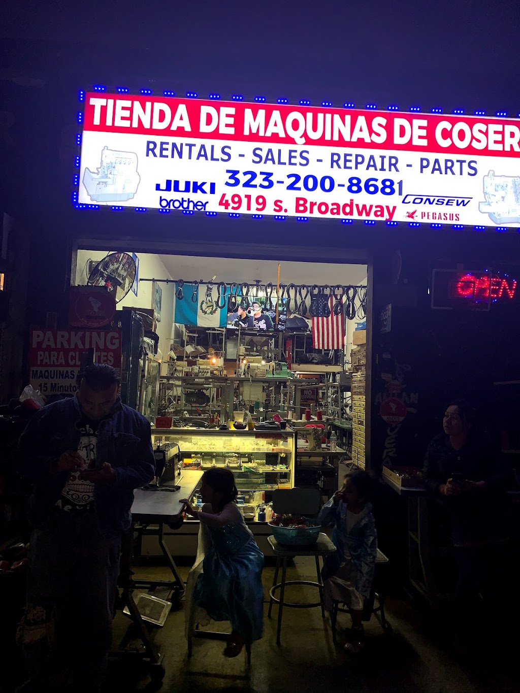 Tienda de máquinas de costuras | 4919 S Broadway, Los Angeles, CA 90037, USA | Phone: (323) 200-8681