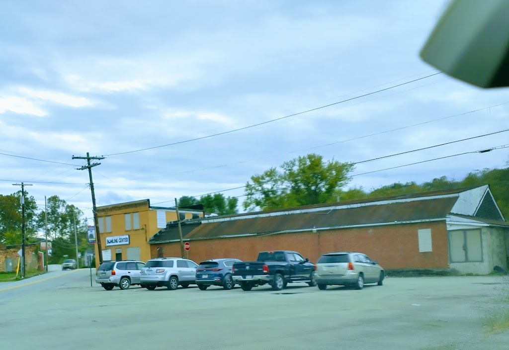 Fairbank Bowling Center | 570 Filbert Orient Rd, Fairbank, PA 15435, USA | Phone: (724) 245-7190