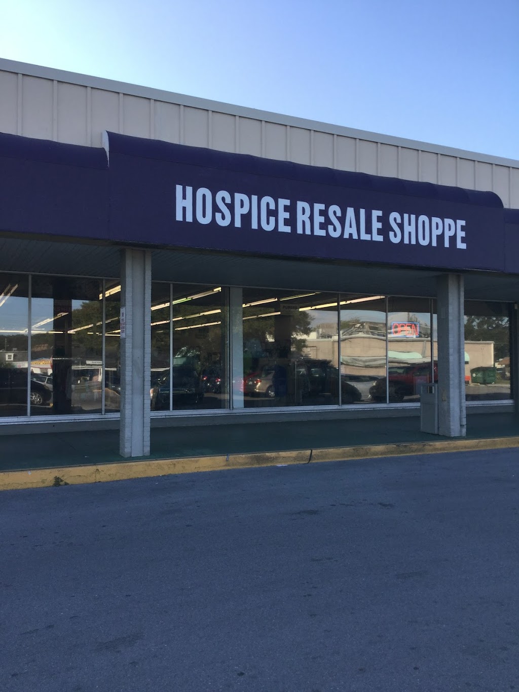Suncoast Hospice Resale Shop - Clearwater | 1478 S Belcher Rd, Clearwater, FL 33764, USA | Phone: (727) 538-4483