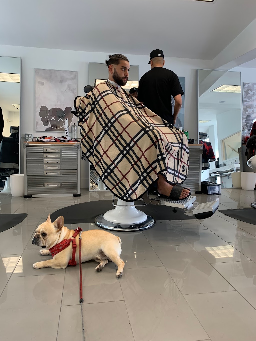 HypeCuts "Barber + Shop" | 2633 West Coast Hwy #B, Newport Beach, CA 92663, USA | Phone: (949) 220-0404