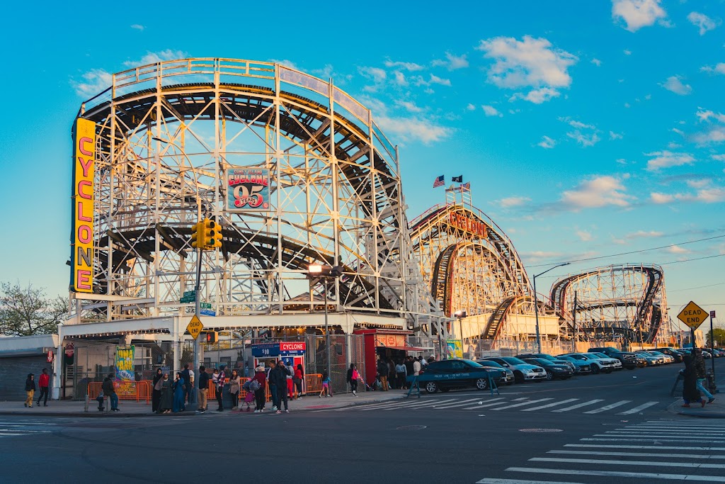 The Cyclone Roller Coaster Coney Island NY | 801 Riegelmann Boardwalk, Brooklyn, NY 11224, USA | Phone: (718) 373-5862