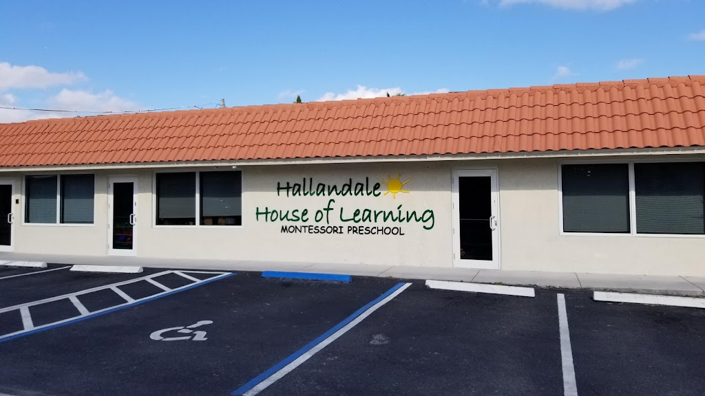 Hallandale House of Learning - Montessori Method | 124 NE 1st Ave, Hallandale Beach, FL 33009, USA | Phone: (954) 454-5494