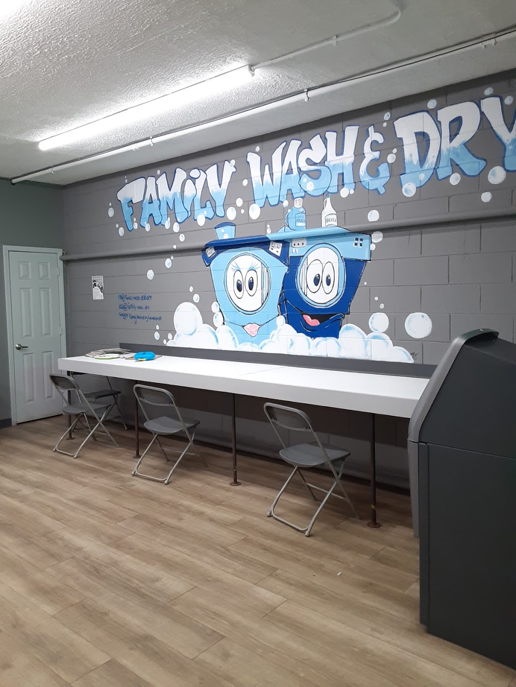 Family Wash & Dry Laundromat | 1405 173rd St, Hammond, IN 46324 | Phone: (773) 691-1495