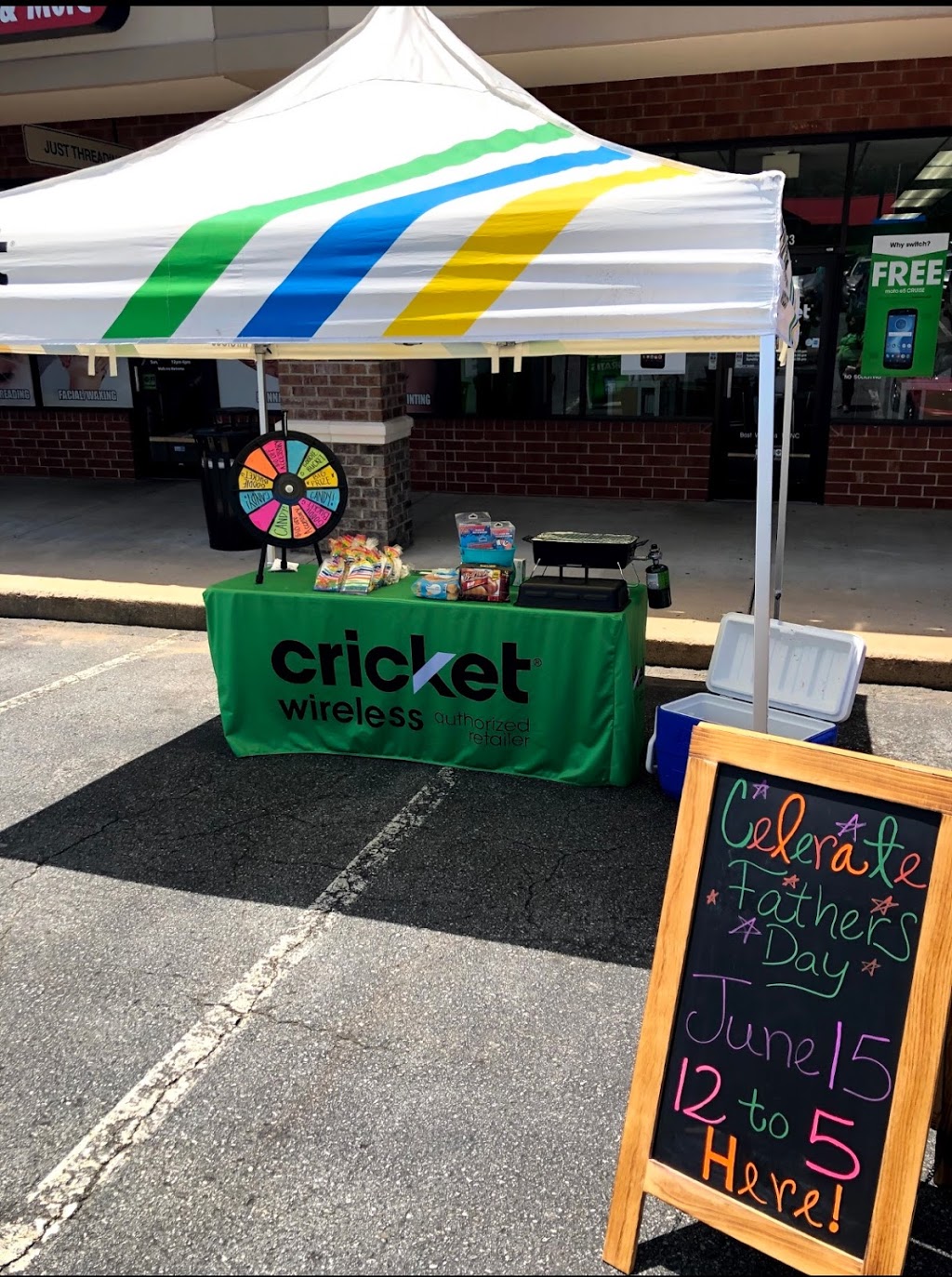 Cricket Wireless Authorized Retailer | 2823 Battleground Ave, Greensboro, NC 27408, USA | Phone: (336) 663-8362