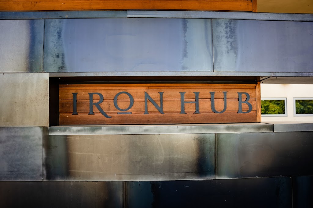 Iron Hub Winery | 12500 Steiner Rd, Plymouth, CA 95669, USA | Phone: (209) 245-6307