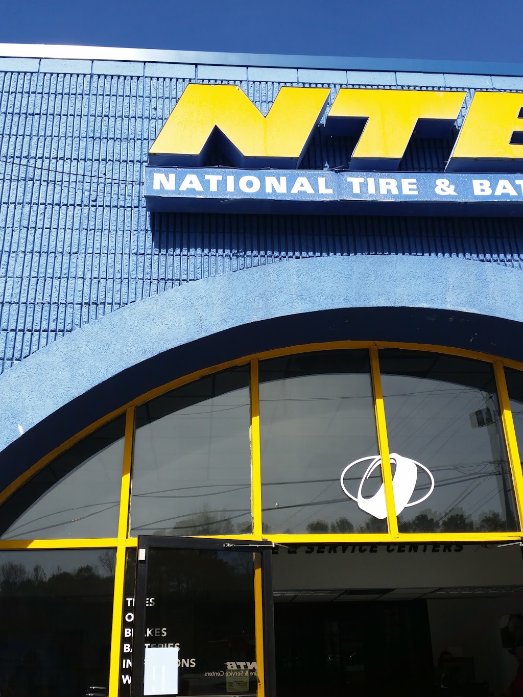 Mavis Tires & Brakes | 4135 US-78, Lilburn, GA 30047, USA | Phone: (678) 940-5440