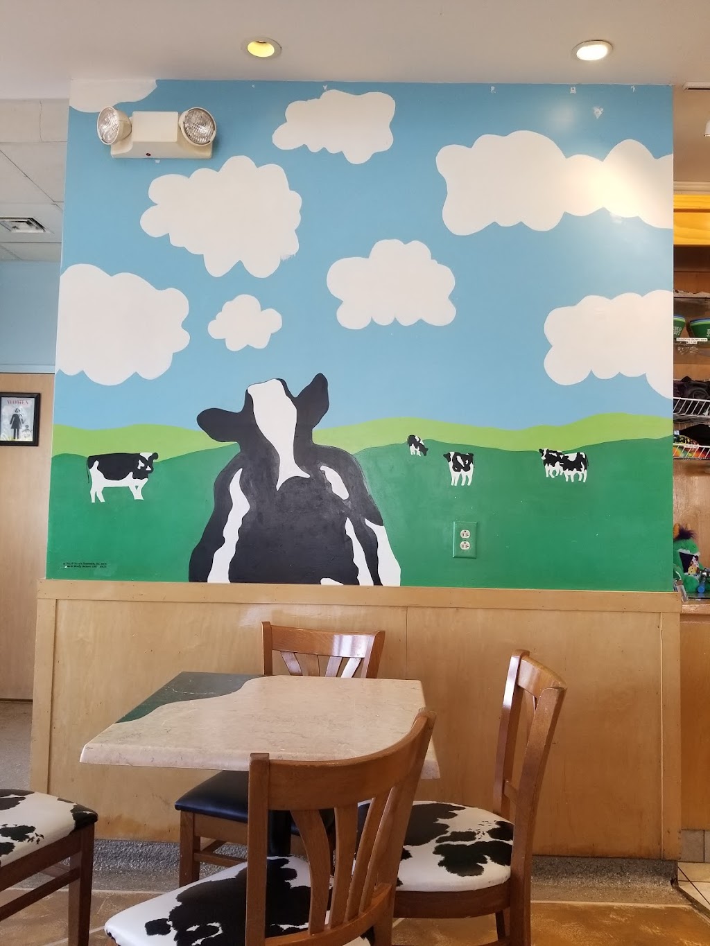 Ben & Jerry’s | 332 Water St Building L, Yorktown, VA 23690, USA | Phone: (757) 969-1990