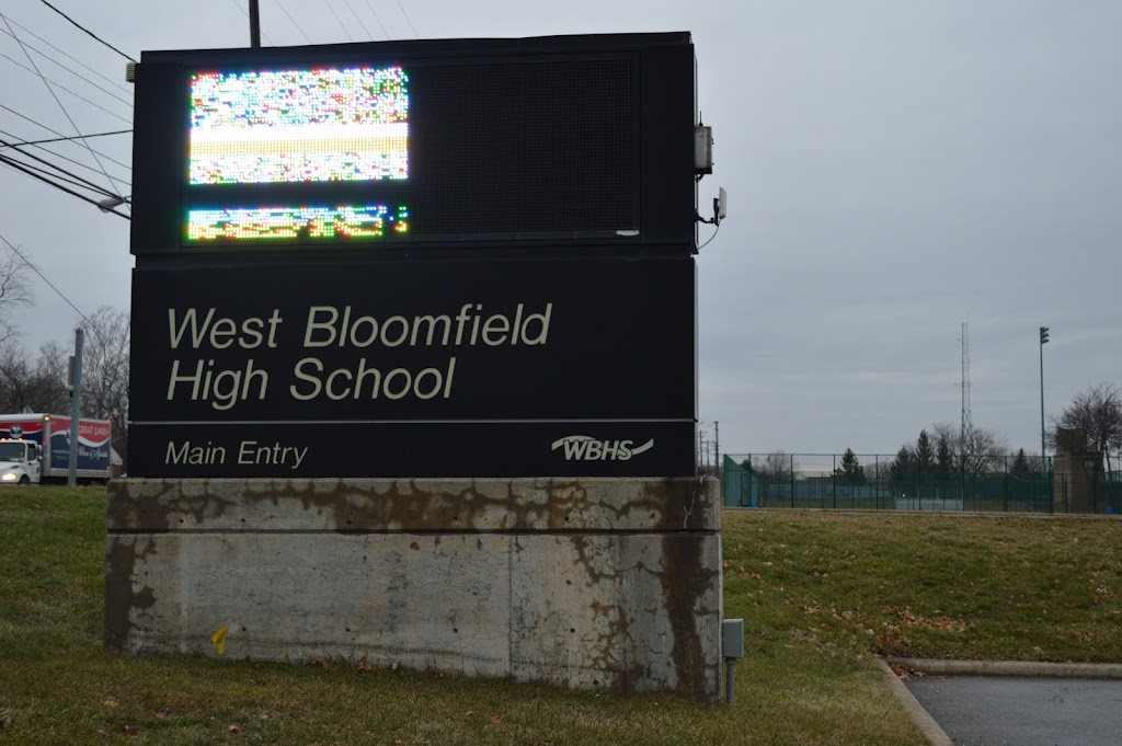 West Bloomfield High School | 4925 Orchard Lake Rd, West Bloomfield Township, MI 48323, USA | Phone: (248) 865-6720