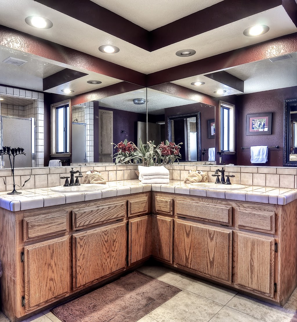 Whistling Woods Stargazer Cabin | 43939 Yosemite Dr, Big Bear Lake, CA 92315, USA | Phone: (909) 966-5667